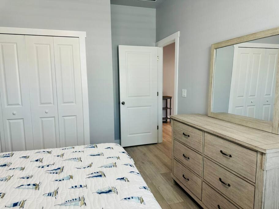 Вилла Brand New Tampa Oasis With Private Jacuzzi Retreat Лутц Экстерьер фото