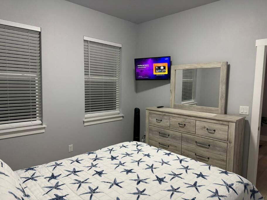 Вилла Brand New Tampa Oasis With Private Jacuzzi Retreat Лутц Экстерьер фото